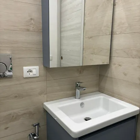 C'est La Vie Apartament