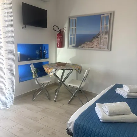 C'est La Vie Apartman