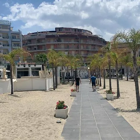 C'est La Vie Apartman