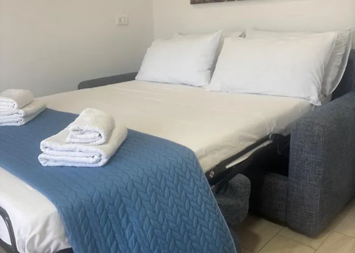 C'est La Vie Apartment