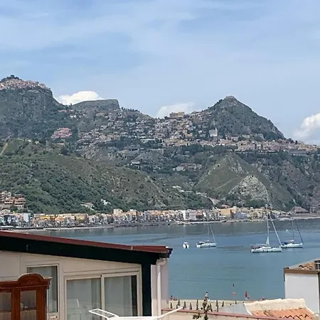 Apartment C'est La Vie Giardini Naxos